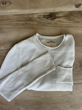 Women’s Hollister Sweater